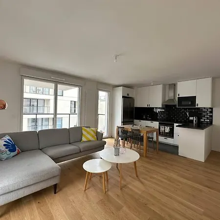 Large 3 Bedroom Perfect For Kids *