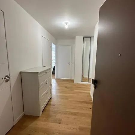 Large 3 Bedroom Perfect For Kids * Clichy